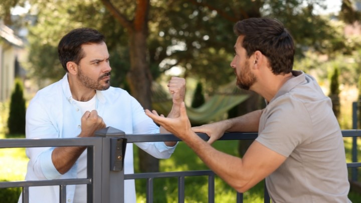 چگونه سریع حرف زدن شخصیت افراد را نشان میدهد چگونه سریع حرف زدن شخصیت افراد را نشان میدهد