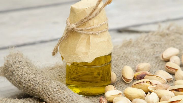 نحوه استفاده از پوست پسته برای مو نحوه استفاده از پوست پسته برای مو