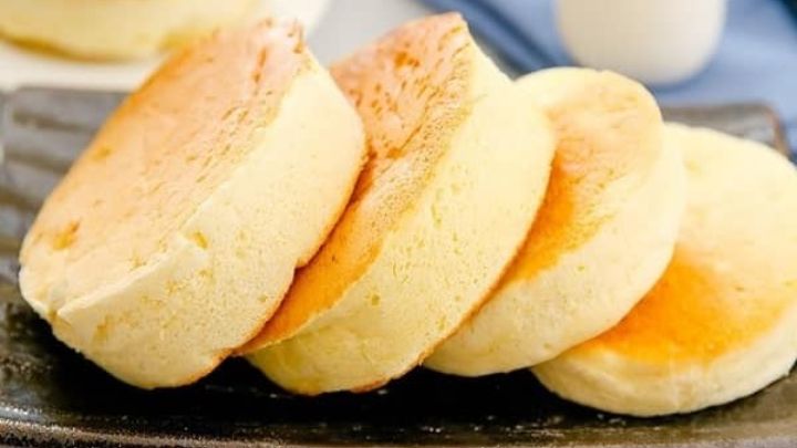 تزیین و سرو کیک پروتئینی تزیین و سرو کیک پروتئینی