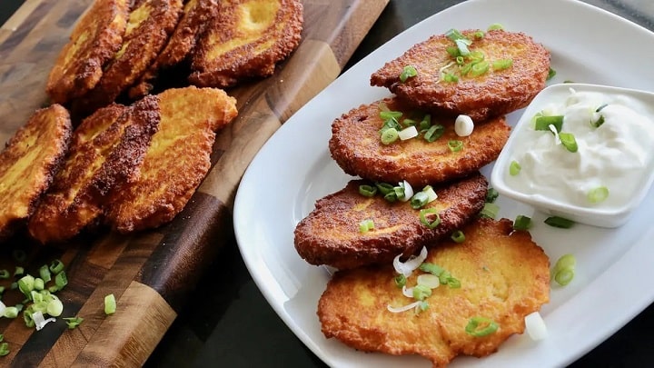 استفاده از سبزیجات معطر از رازهای خوشمزگی کوکو سیبزمینی استفاده از سبزیجات معطر از رازهای خوشمزگی کوکو سیبزمینی