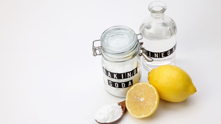  از بین بردن بوی زهم ظرف‌های تخم مرغی