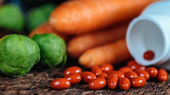 مصرف روزانه مولتیویتامین برای کسانی که رژیم غذایی متعادلی دارند مصرف روزانه مولتیویتامین برای کسانی که رژیم غذایی متعادلی دارند