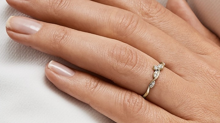 تکمیل‌کننده زیبایی شما: انگشترهایی که استایل شما را خاص می‌کنند
