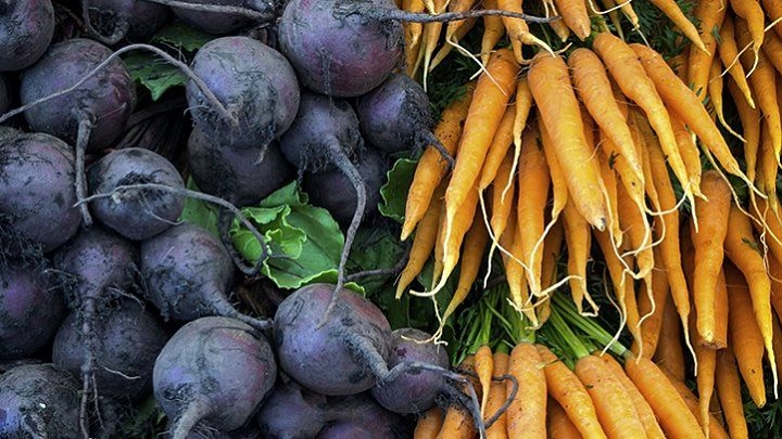 سبزیجات ریشهای مفید برای کمردرد سبزیجات ریشهای مفید برای کمردرد