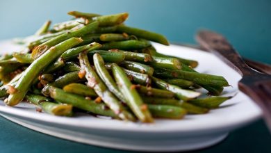 با این روش، لوبیا سبز را به خوشمزه‌ترین شکل ممکن سرخ کنید