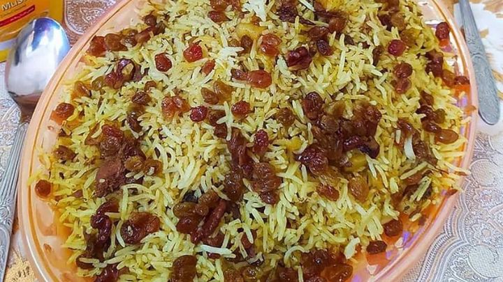 نکات و فوت و فن‌های تهیه گردو پلو با کشمش و مرغ