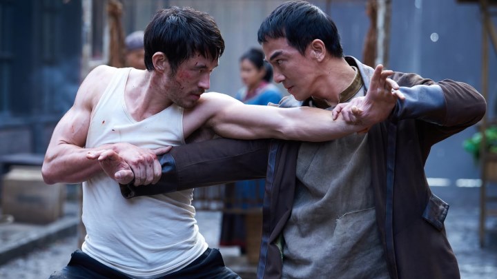 مبارز (Warrior) از سریال‌های اکشن که تعطیلات شما را پرهیجان می‌کند