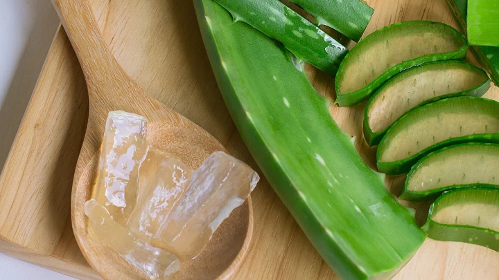 ماسک آلوئه ورا برای آفتاب سوختگی ماسک آلوئه ورا برای آفتاب سوختگی