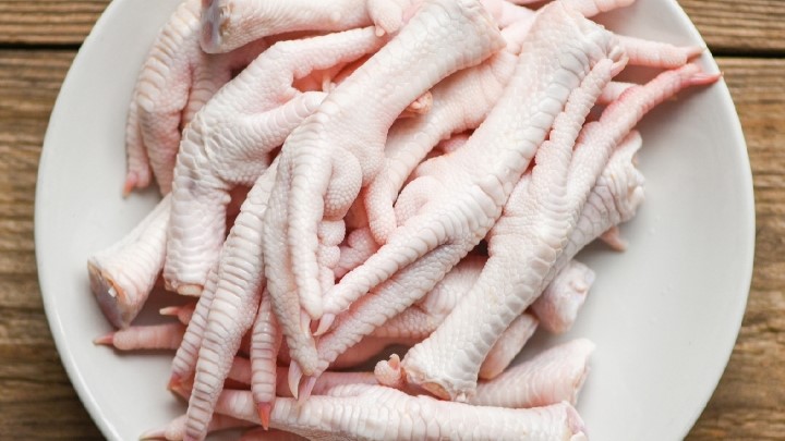 خواص پای مرغ برای رشد کودکان خواص پای مرغ برای رشد کودکان