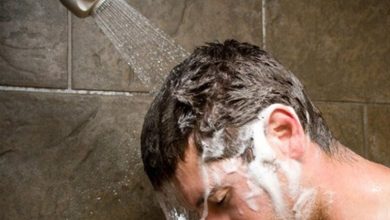 این 14 اشتباه را هنگام دوش گرفتن انجام ندهید!