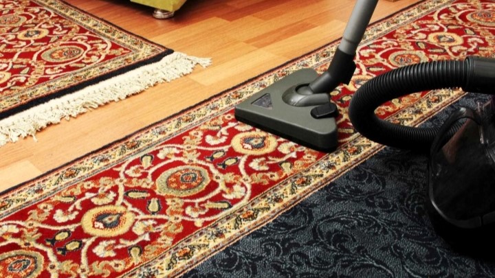 نکات مهم در تمیز کردن و نگهداری فرش دستباف نکات مهم در تمیز کردن و نگهداری فرش دستباف
