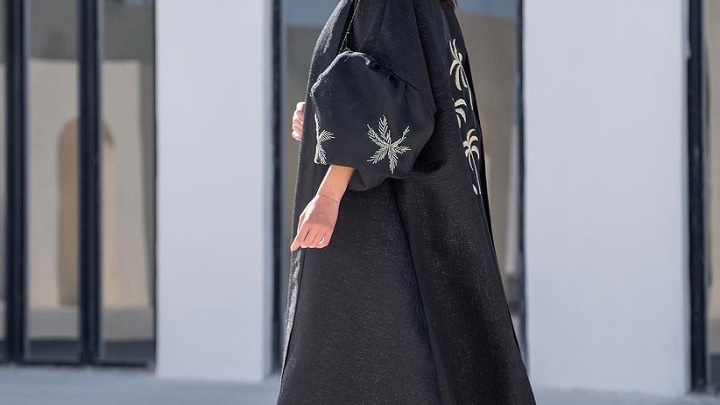 مدل مانتو مشکی بلند مجلسی کار شده برای مهمانی و مراسم