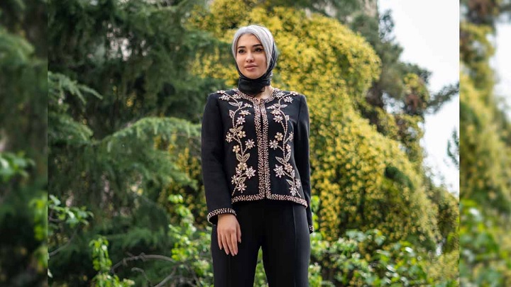 مدل مانتو مشکی کوتاه مجلسی کار شده برای مهمانی و مراسم