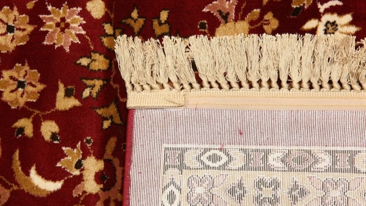 مهمترین دلایل زرد شدن ریشه فرش