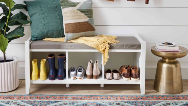 انواع مدل جاکفشی‌های چوبی؛ دکوراسیونی شیک