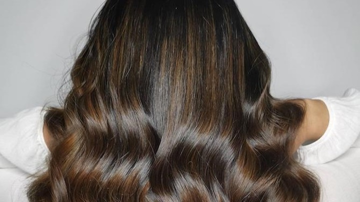 قهوه‌ای موکا از رنگ موی پاییزی ترند 2024