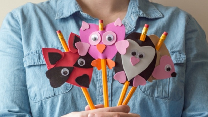 تزیین مداد با فومهای رنگی از ایدههای خلاقانه تزیین مدادهای ساده برای مدرسه تزیین مداد با فومهای رنگی از ایدههای خلاقانه تزیین مدادهای ساده برای مدرسه