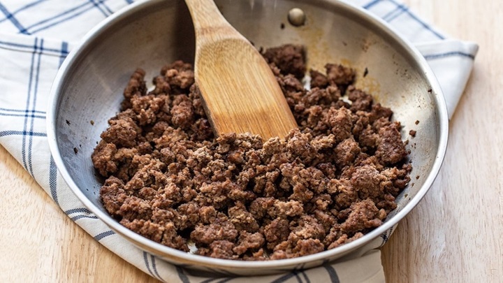 یک ترفند عالی برای افزایش حجم گوشت چرخ کرده