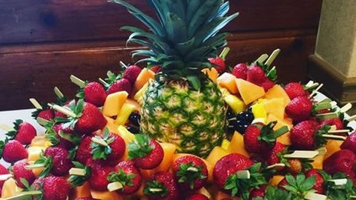 نکاتی که باید در مورد دیزاین میوه با آناناس بدانید نکاتی که باید در مورد دیزاین میوه با آناناس بدانید
