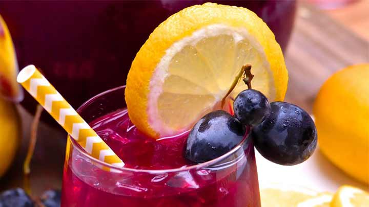 مراحل تهیه نوشیدنی پانچ انگور مراحل تهیه نوشیدنی پانچ انگور