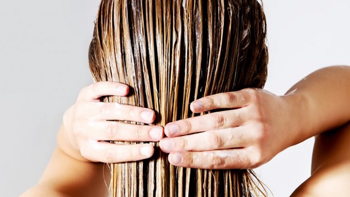 نکاتی که باید در مورد رنگ کردن مو با آبلیمو بدانید نکاتی که باید در مورد رنگ کردن مو با آبلیمو بدانید