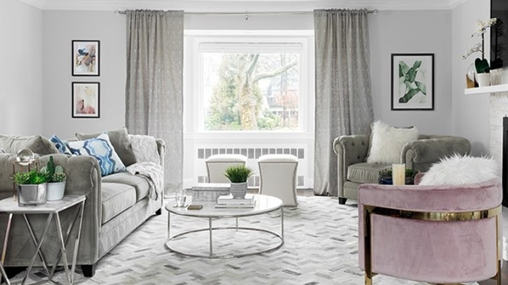 ترفندهای شیک کردن مبل خاکستری ترفندهای شیک کردن مبل خاکستری