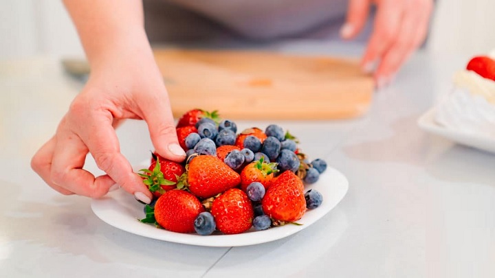 برای جوانسازی پوست از آنتی اکسیدان بیشتری استفاده کنید برای جوانسازی پوست از آنتی اکسیدان بیشتری استفاده کنید