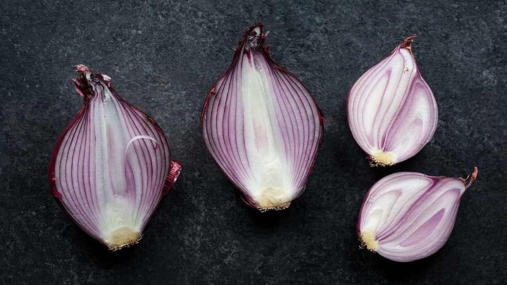 جرمگیری گوش با پیاز از راهکارهای خانگی برای درمان جرم گوش جرمگیری گوش با پیاز از راهکارهای خانگی برای درمان جرم گوش