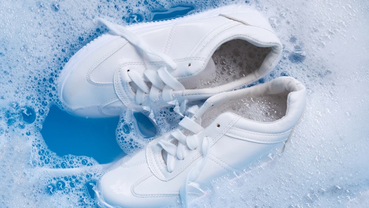 روش‌های اصولی شستشو و نگهداری از کتونی و کفش