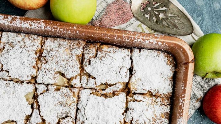 نکات و فوت و فن‌های تهیه کیک سیب گردویی