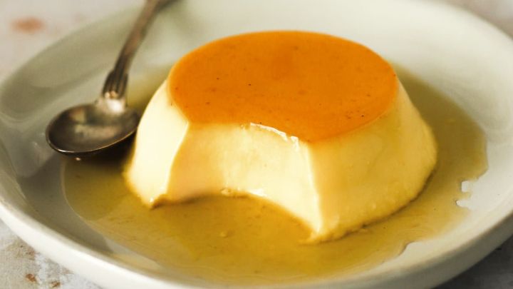 دستور پختی ساده برای یک دسر مجلسی: کرم کارامل نان تستی دستور پختی ساده برای یک دسر مجلسی: کرم کارامل نان تستی