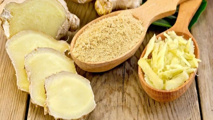 پودر کردن زنجبیل تازه پودر کردن زنجبیل تازه