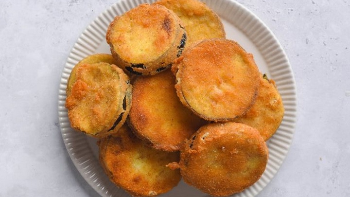 طرز تهیه بادمجان پفکی به صورت خرد شده طرز تهیه بادمجان پفکی به صورت خرد شده