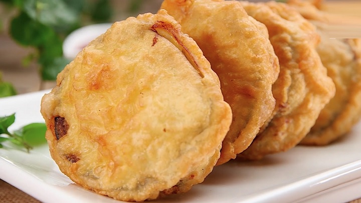 طرز تهیه بادمجان پفکی به صورت درسته