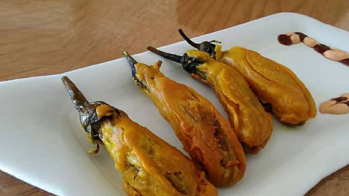 مراحل تهیه بادمجان پفکی؛ خوشمزه و مخصوص