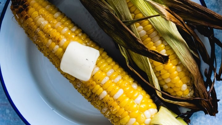 مراحل تهیه بلال کبابی روی گاز مراحل تهیه بلال کبابی روی گاز