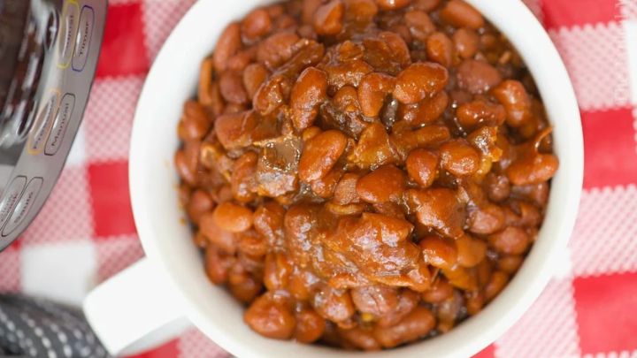 مراحل تهیه خوراک لوبیا لعاب دار