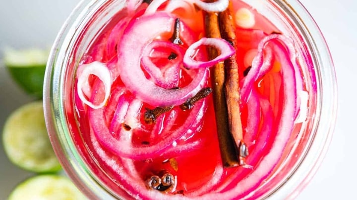 طرز تهیه پیاز پرورده خانگی طرز تهیه پیاز پرورده خانگی