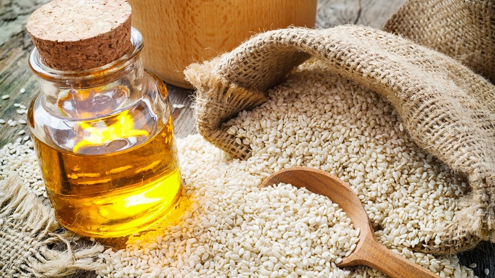 نکات و فوت و فن‌های تهیه روغن کنجد خانگی به روش چینی