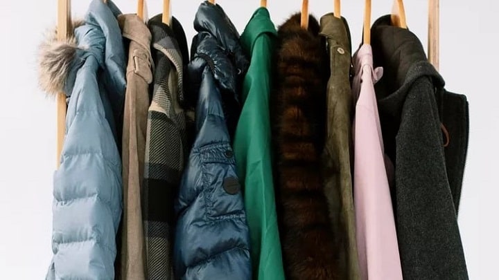 راهنمای شستشوی انواع پالتو و بارانی بدون آسیب