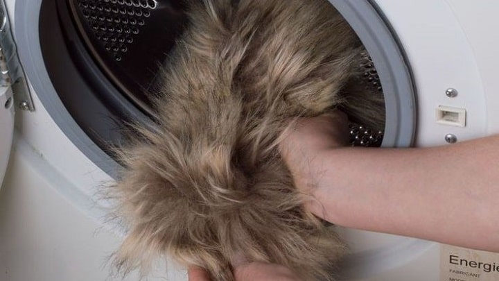 نحوه شستن پالتوی خزدار بدون آسیب