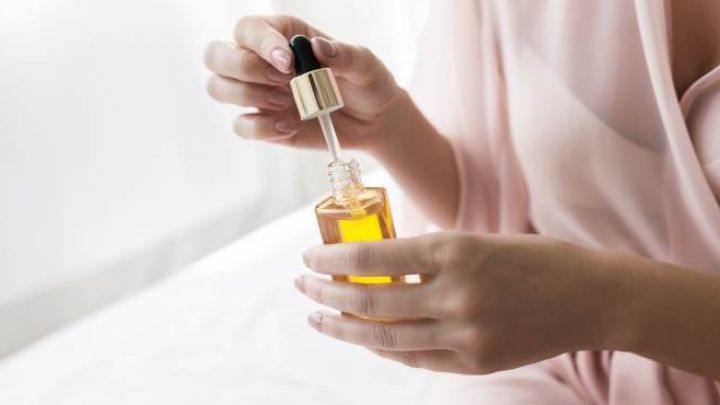 بهترین زمان برای استفاده از سرم رتینول بهترین زمان برای استفاده از سرم رتینول