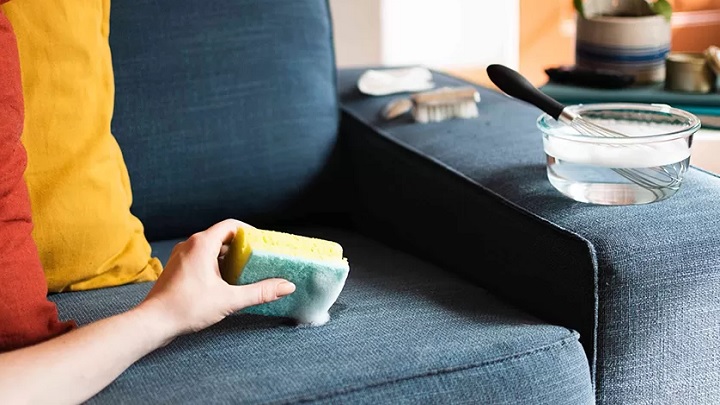 روش شستن مبل پارچهای در خانه روش شستن مبل پارچهای در خانه