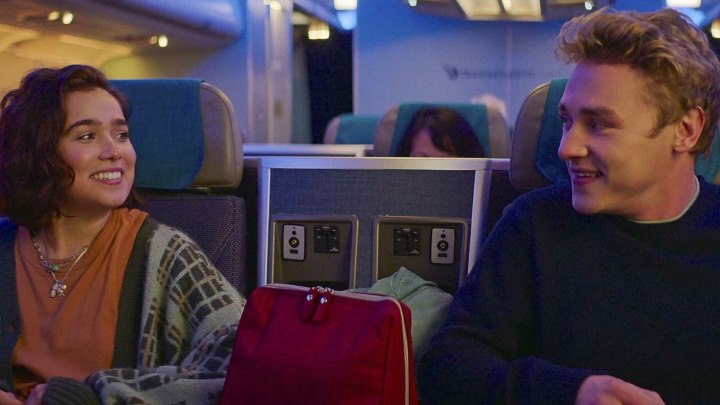 عشق در نگاه اول (Love at First Sight) | فیلم عاشقانه