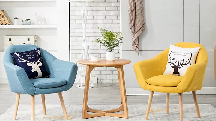 استفاده از مبل تک نفره برای تزیین گوشه خانه استفاده از مبل تک نفره برای تزیین گوشه خانه