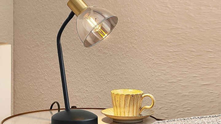 چراغ مطالعه مدرن؛ احساس بهتر در زمان مطالعه