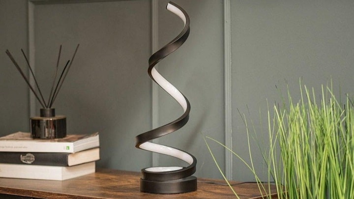 آباژور رو میزی مدل پیچی