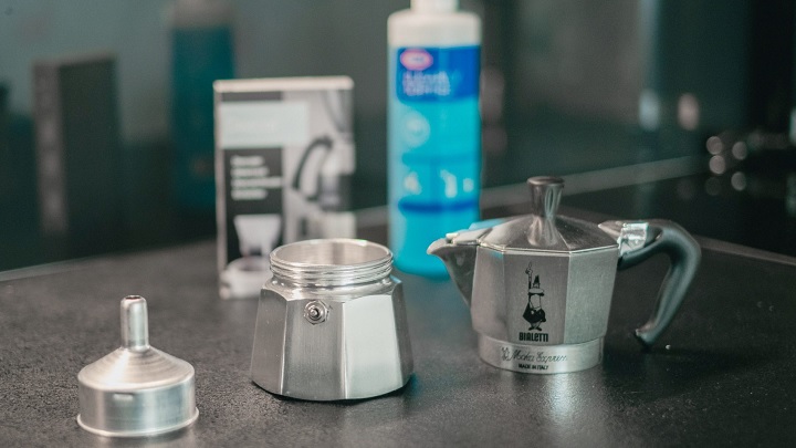 نکاتی که باید در مورد تمیز کردن و شستن موکاپات خانگی بدانید نکاتی که باید در مورد تمیز کردن و شستن موکاپات خانگی بدانید