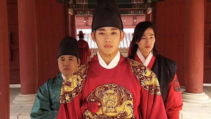 افسانه خورشید و ماه (Moon Embracing the Sun) از بهترین سریالهای کرهای با بازی کیم سو هیون افسانه خورشید و ماه (Moon Embracing the Sun) از بهترین سریالهای کرهای با بازی کیم سو هیون