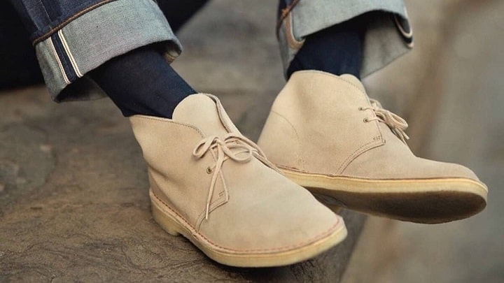 بوت اسپرت رنگ کرم پاییزی